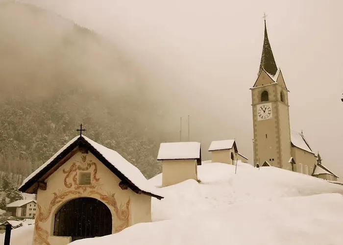 Tgesa Ferrera Casa de Férias Schmitten (Grisons)
